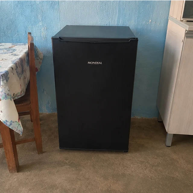 Frigobar Mondial 73L enviado por cliente